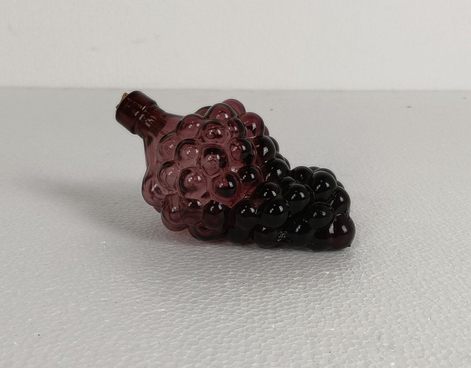 Vintage Hand Blown Lid Purple Grapes Cranberry Stunning Art Glass Bubbled Glass photo furniture