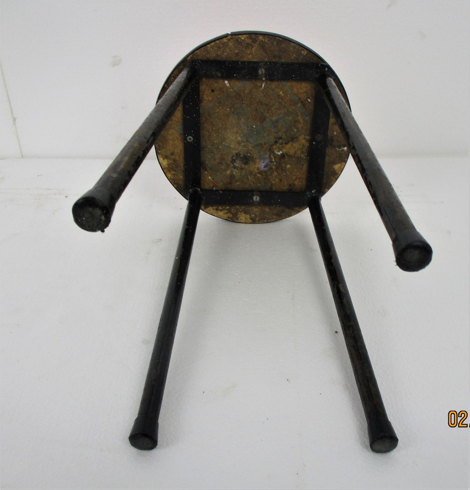 Small Retro Stool Chair Iron Legs Tabouret Crutch Plant Stand Pedestal Red Top photo buy