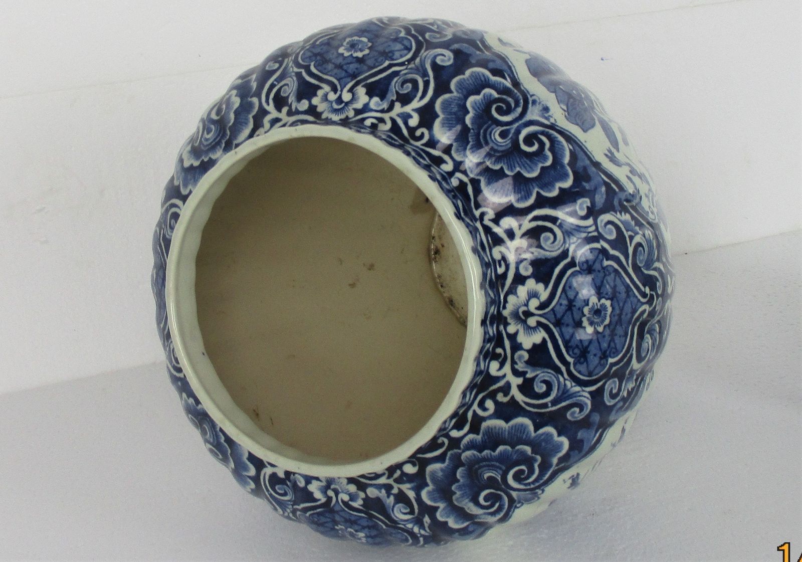 Large Royal Sphinx Maastricht Delft Vase Urn Marked Blue White Foo Dog 17.71&Quo photo vintage