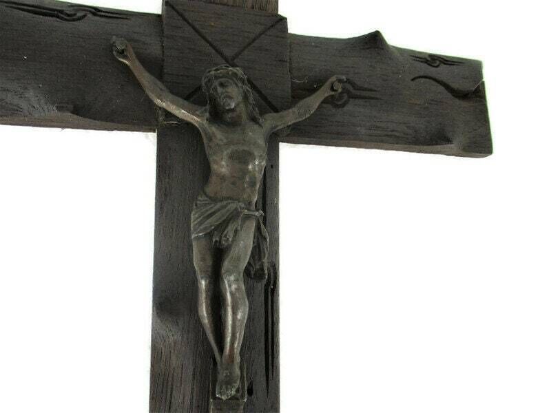 Hand Carved Wood  Hanging Crucifix Cross Jesus Christ Beautiful Bronze  Corpus
