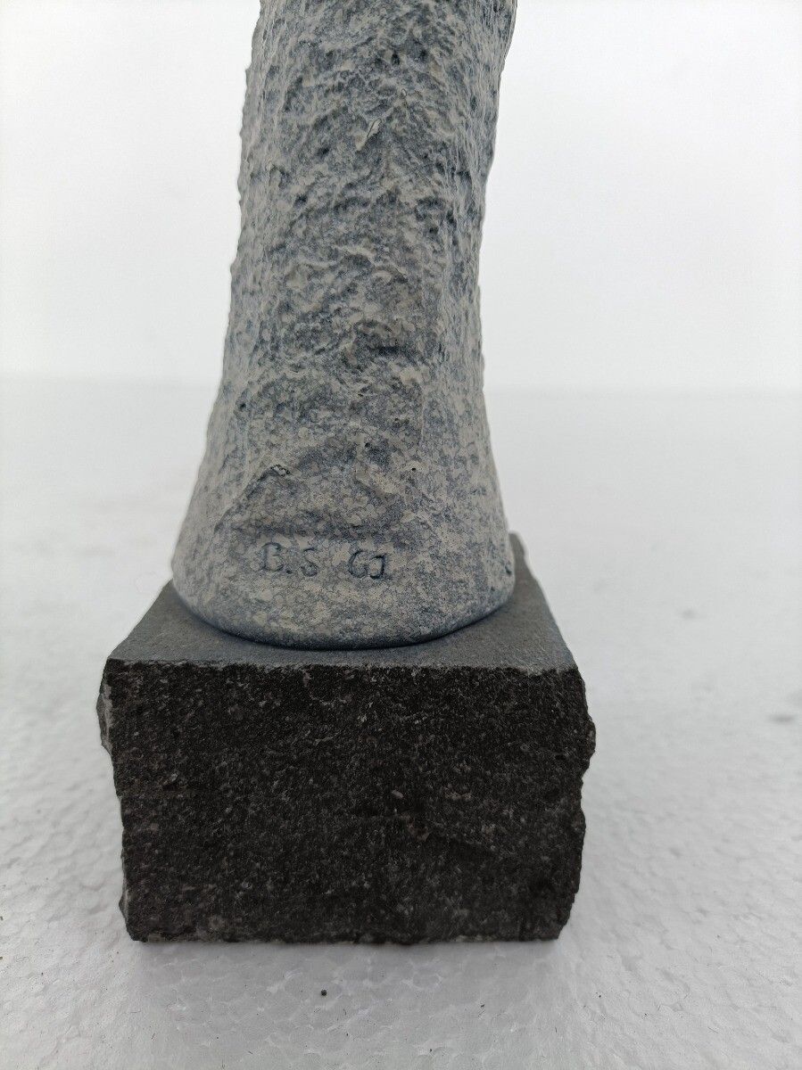 Virgin Mary Madonna Holy Mother Infant Child Plaster Statue On Granite Base Mode photo 121.0