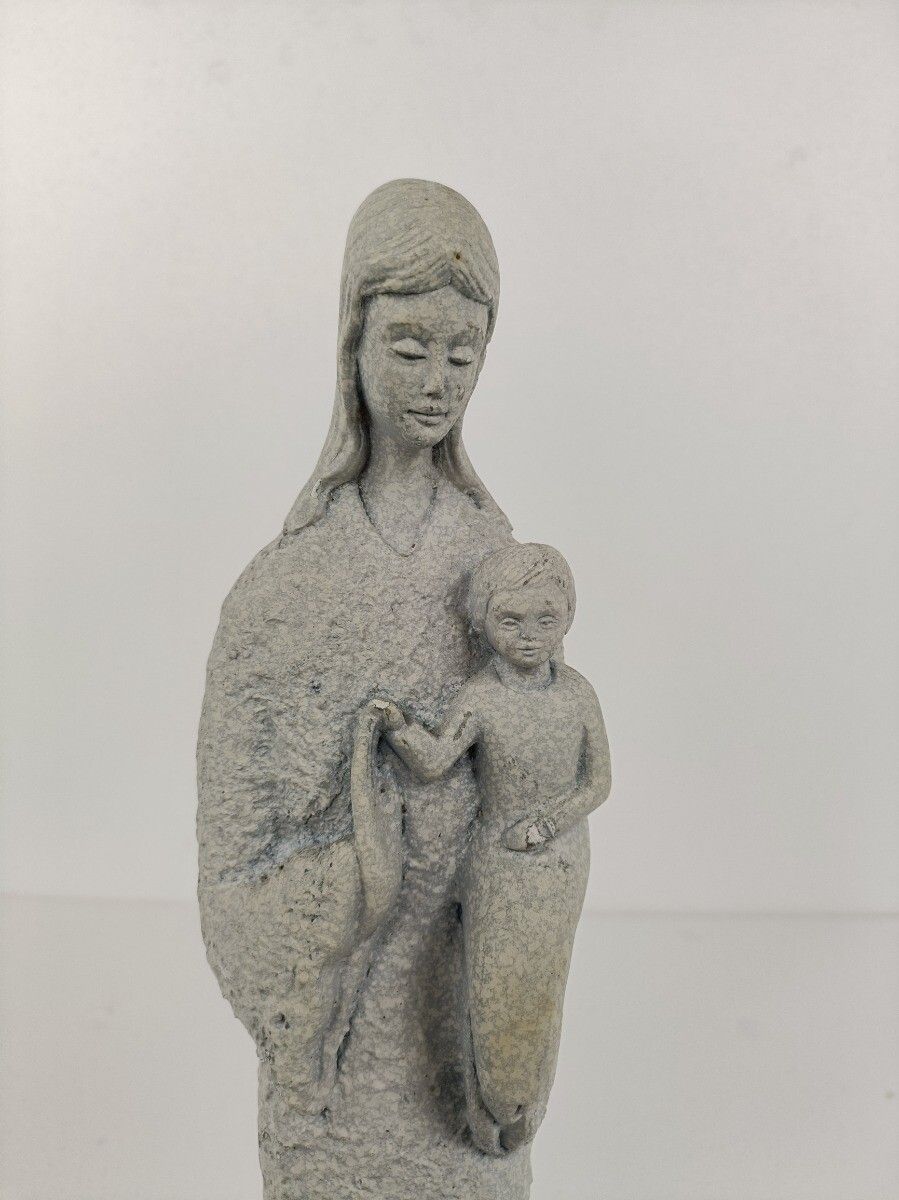 Virgin Mary Madonna Holy Mother Infant Child Plaster Statue On Granite Base Mode photo buy
