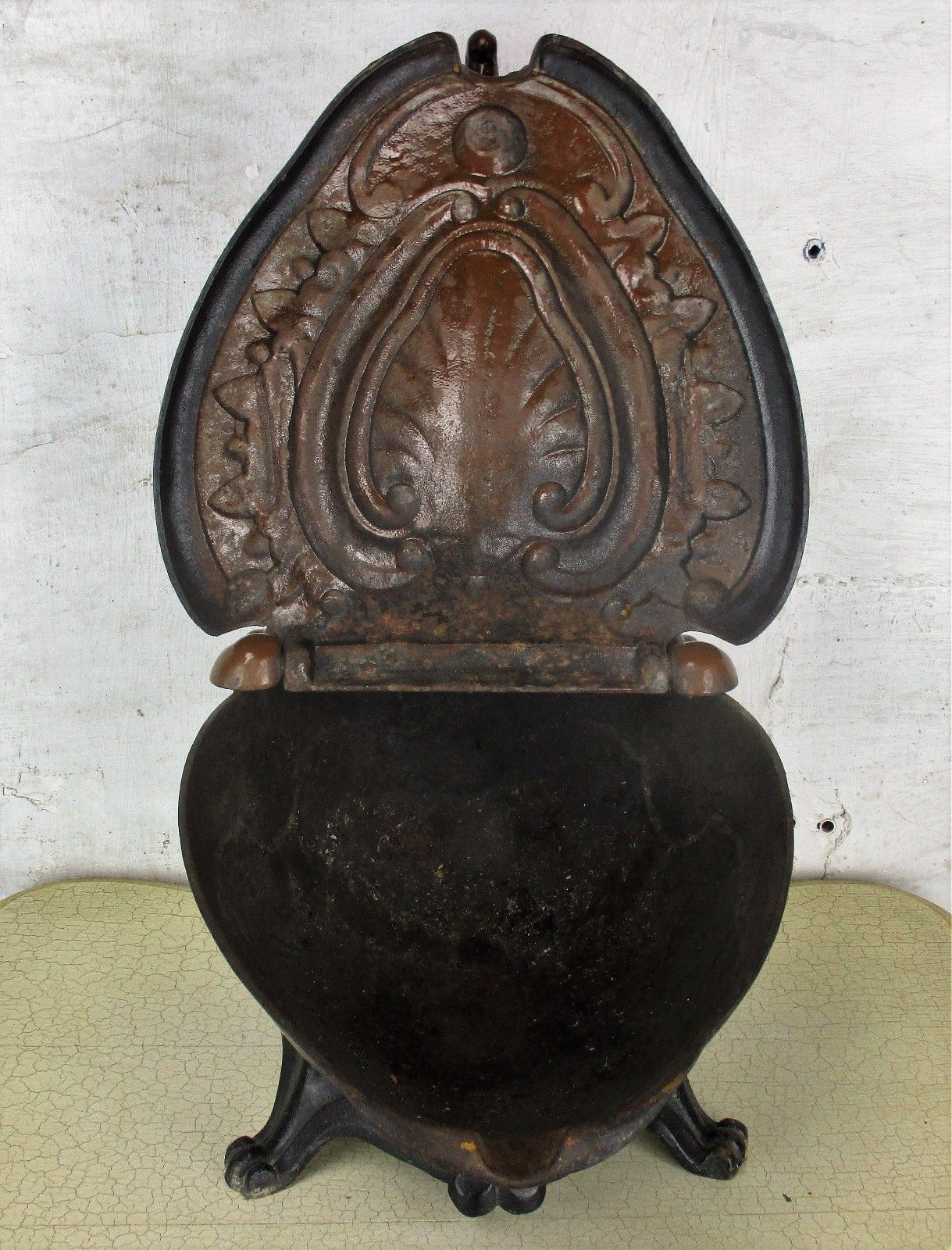 Art Nouveau Antique  Coal Scuttle Cast Iron Fireplace Box Lion Head Legs photo 297.0