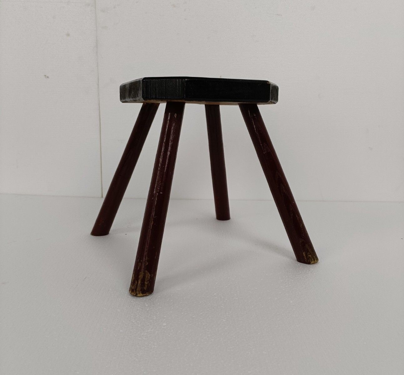 Old Milk Milking Stool Farmhouse Country Barn Style  Display Table Pedestal Plan photo buy