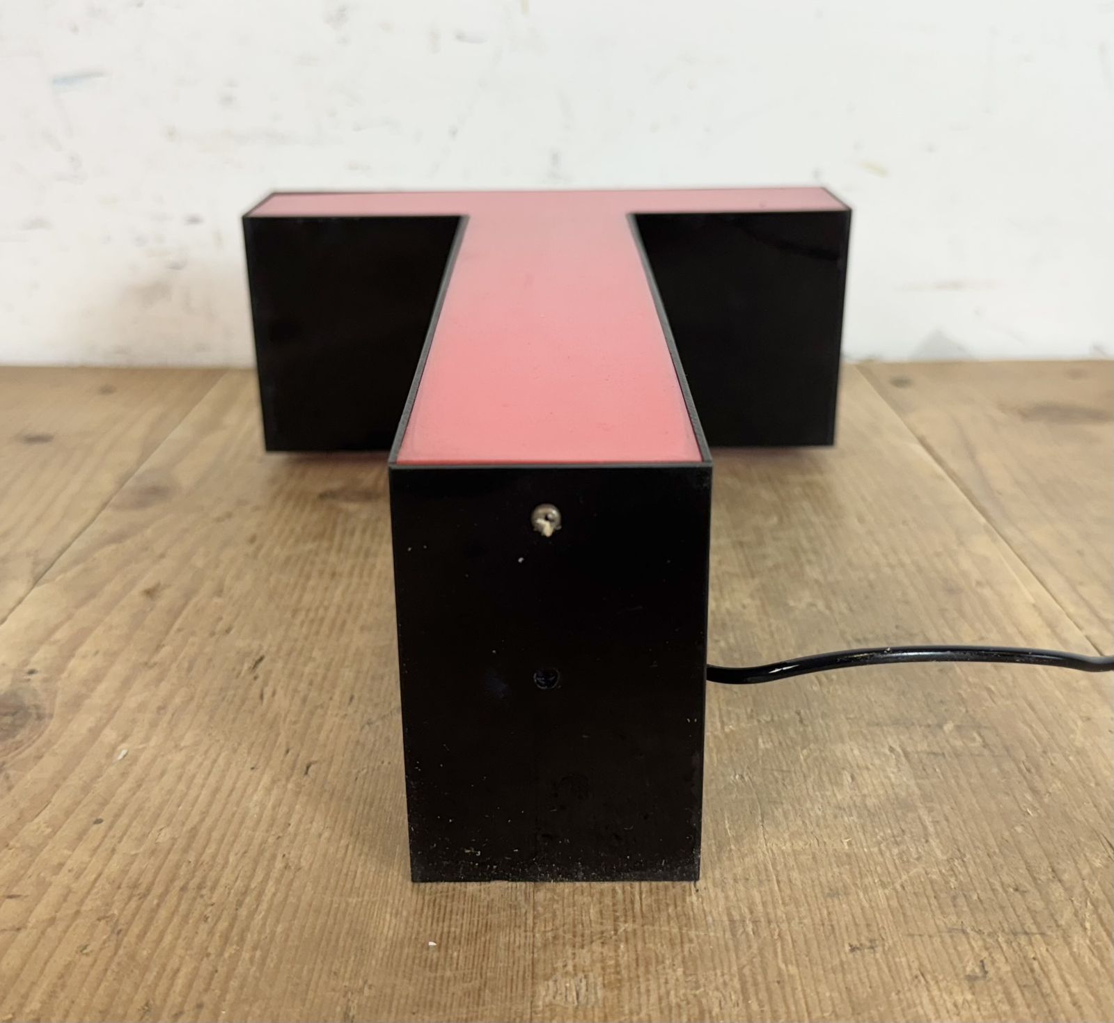 photo furniture Vintage Red Illuminated Letter T , 1970s, 2x