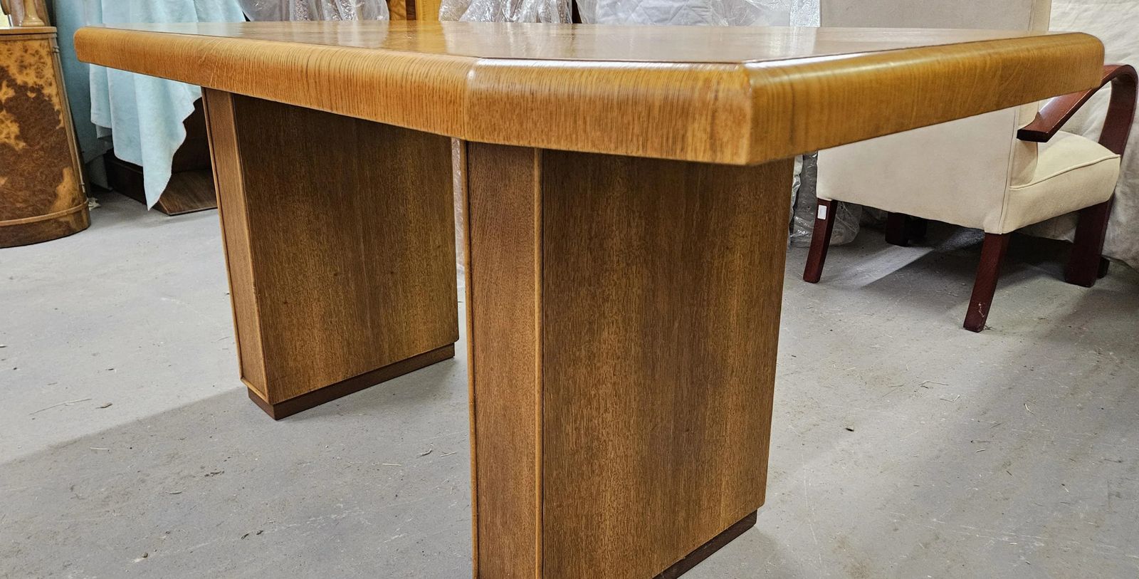 Art Deco Golden Oak Dining Table photo vinterior