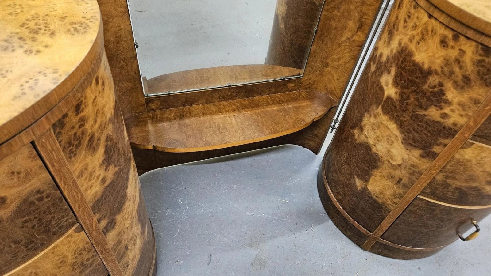 photo furniture Art Deco Dressing Table