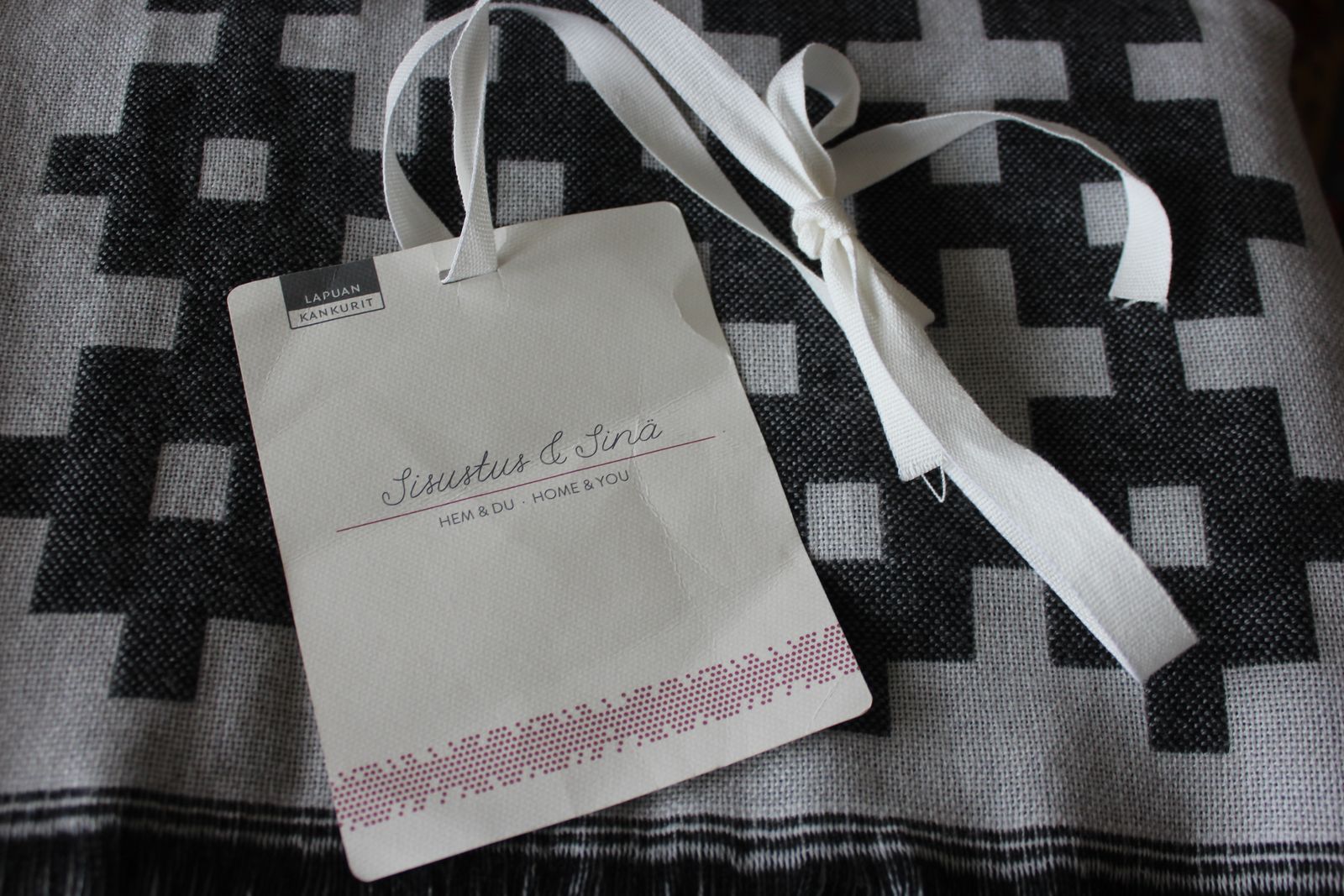 Vintage Plus 9 By Hay Grey & Black Check Merino Wool Blanket/Throw photo 145.0