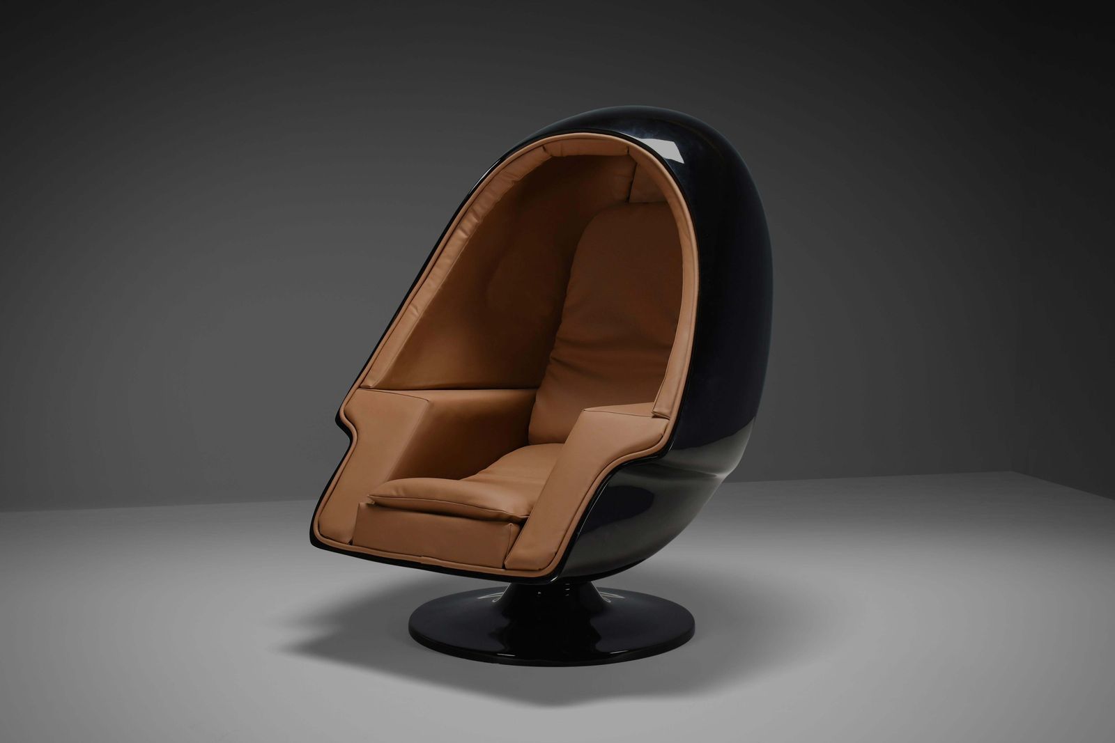 Original 1970s Lee West ‘Alpha” Stereo Egg Chair, Black Fiberglass And Leather photo Furniture