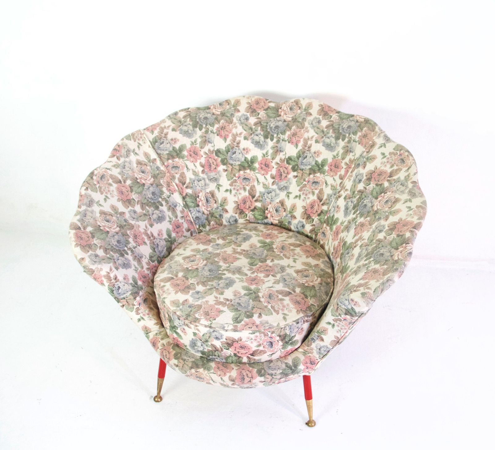 photo furniture Pair Of Midcentury Italian Clam Shell Armchairs