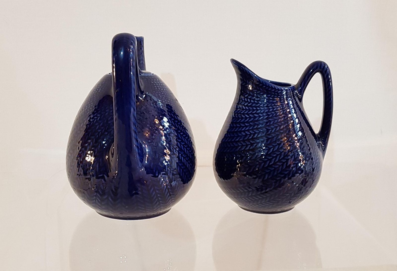 Mid Century Teapot And Jug Blå Eld By Hertha Bengtsson For Gustavsberg Sweden photo vintage