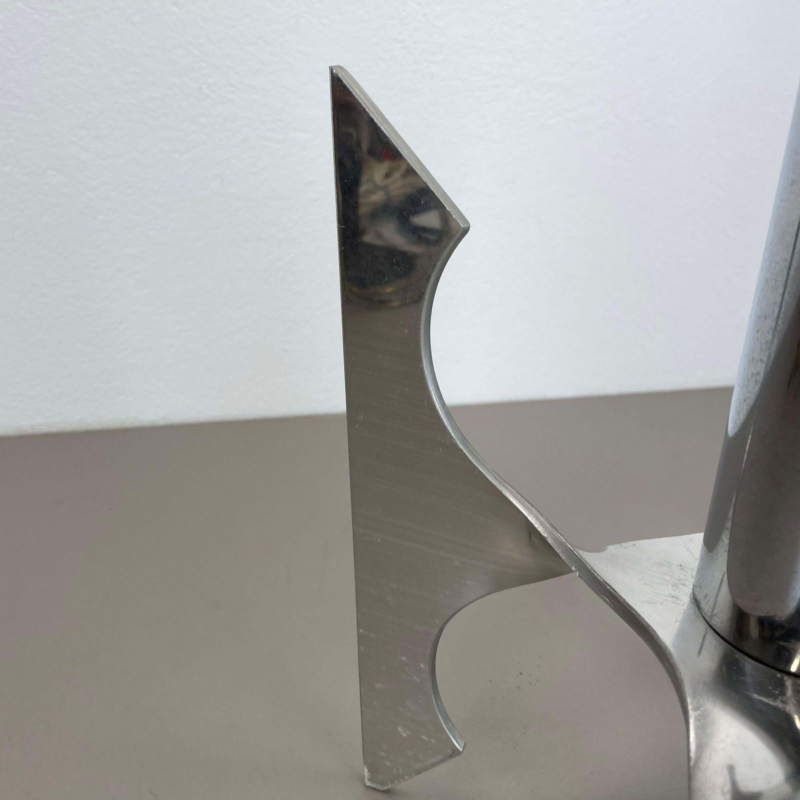 photo vinterior Original Chrome Aluminium Table Light By Motoko Ishi For Staff Leuchten, 1970s