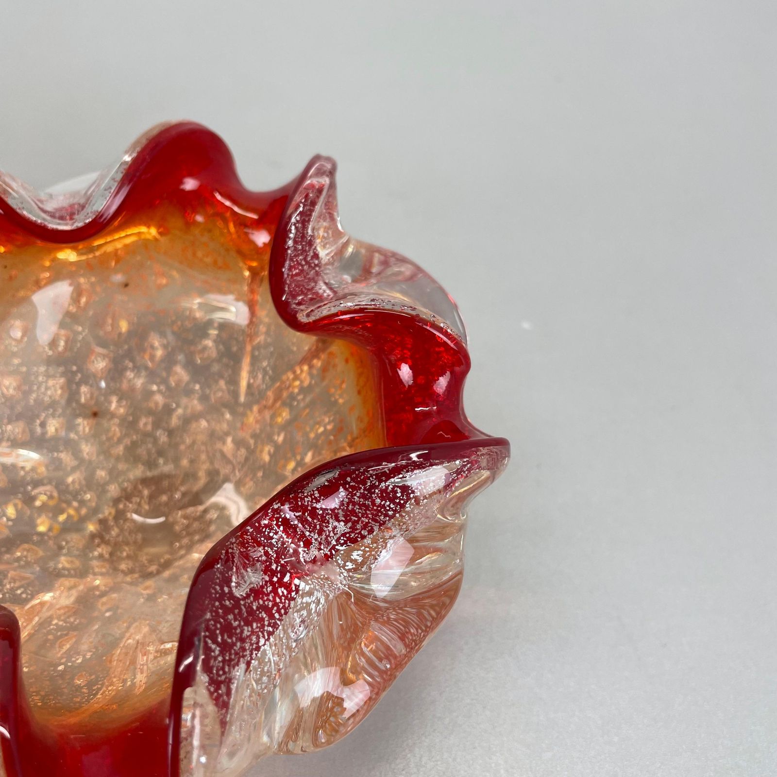 photo furniture Murano Glass "Floral" Bowl Element Shell Ashtray By Barovier + Toso, Italy, 1970