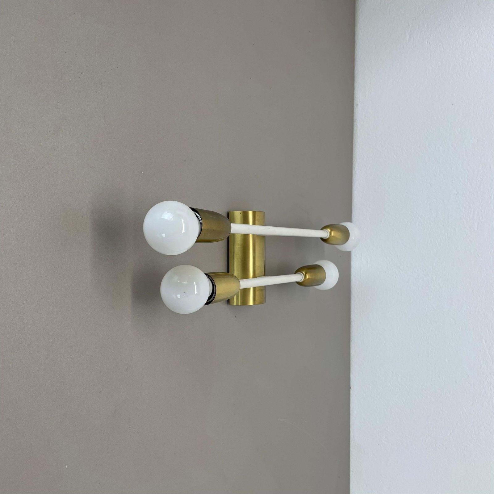 Rare Minimalist 37cm Brass Stilnovo Style Theatre Wall Light Sconce, Italy 1950s photo Lighting
