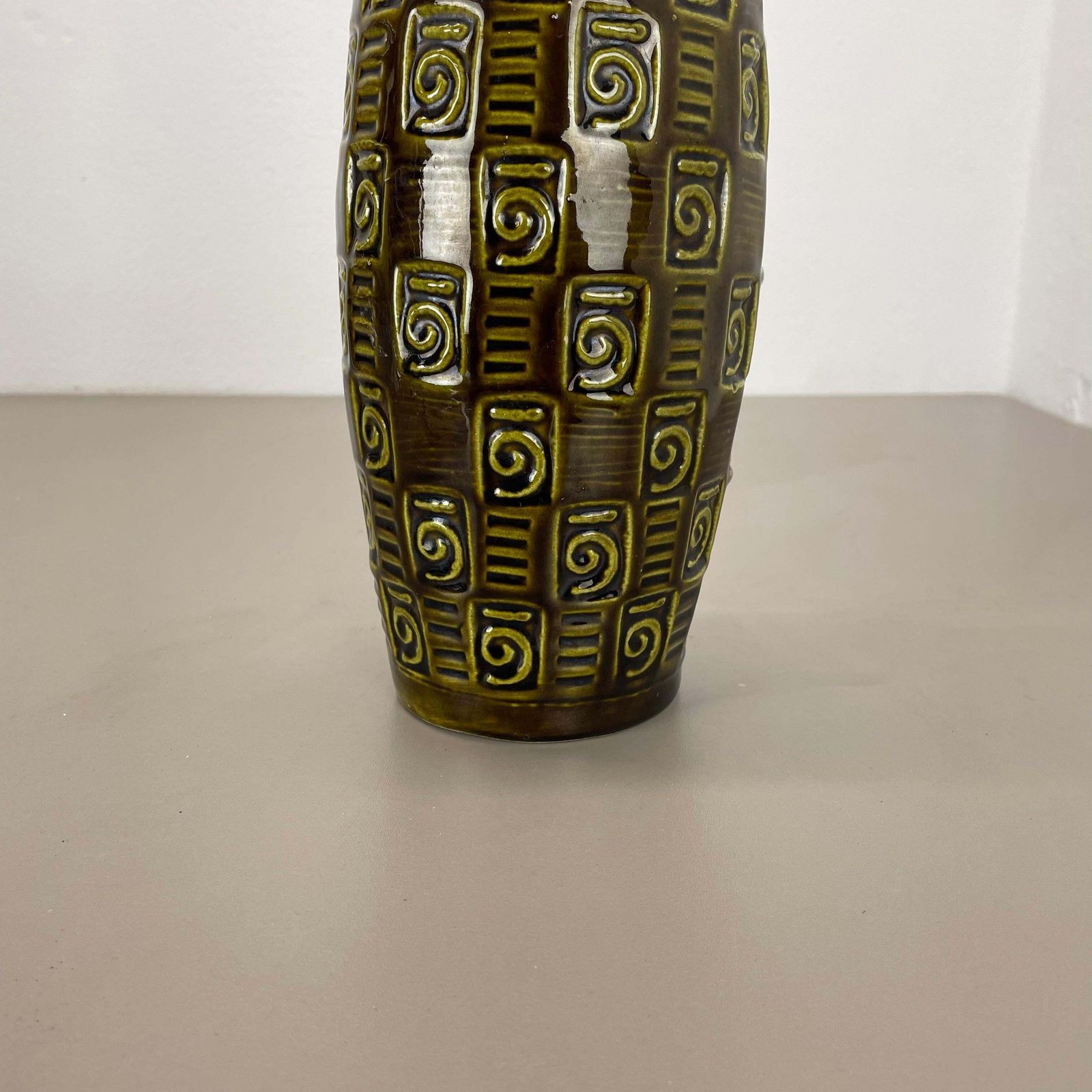 photo for sale Extraordinary "Abstract Line" Tube Pottery Fat Lava Vase Scheurich Germany  1970