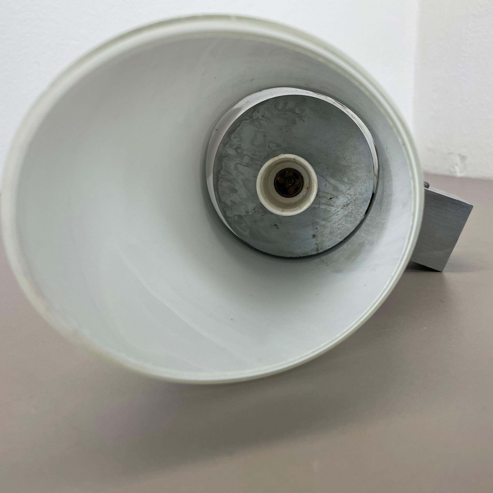 photo vintage Rare Xxl 40cm Silver Metal And Satin Glass Tube "Torch" Wall Light, Italy 1970s