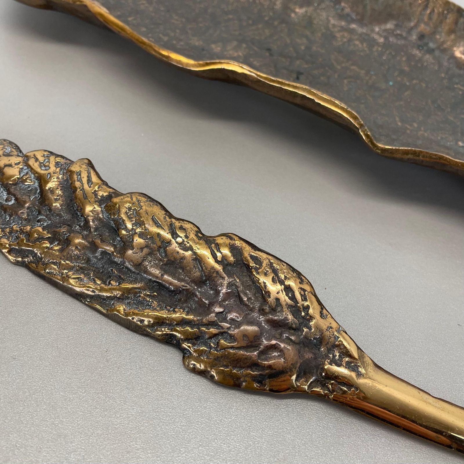 Bronze Desk Shell Plate And Letter Opener Auböck Hagenauer Era, Germany, 1970s photo 796.0
