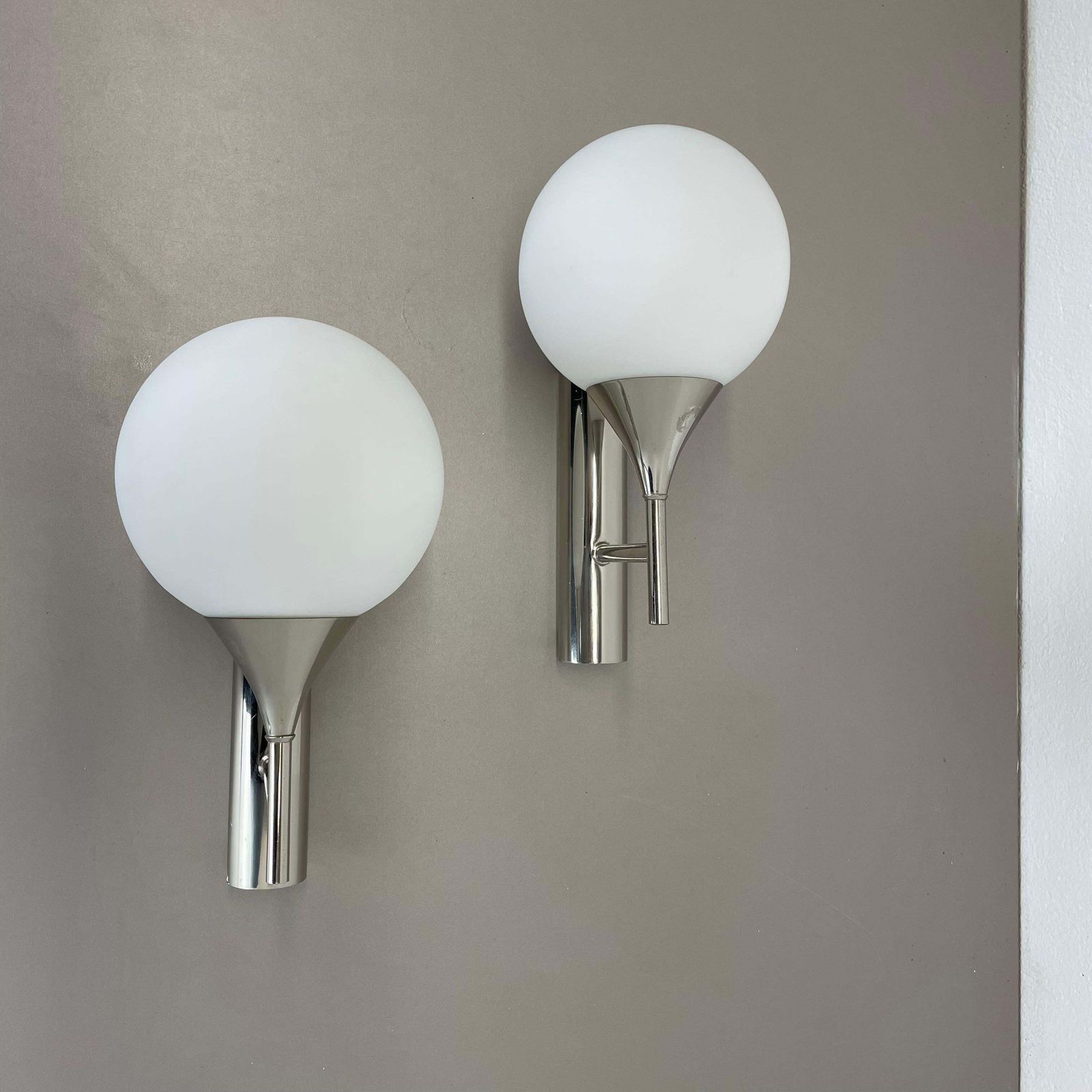 photo furniture Set Of 2 Chrome Tube "Ball" Wall Lights By Gaetano Sciolari Attrib. Italy 1970s