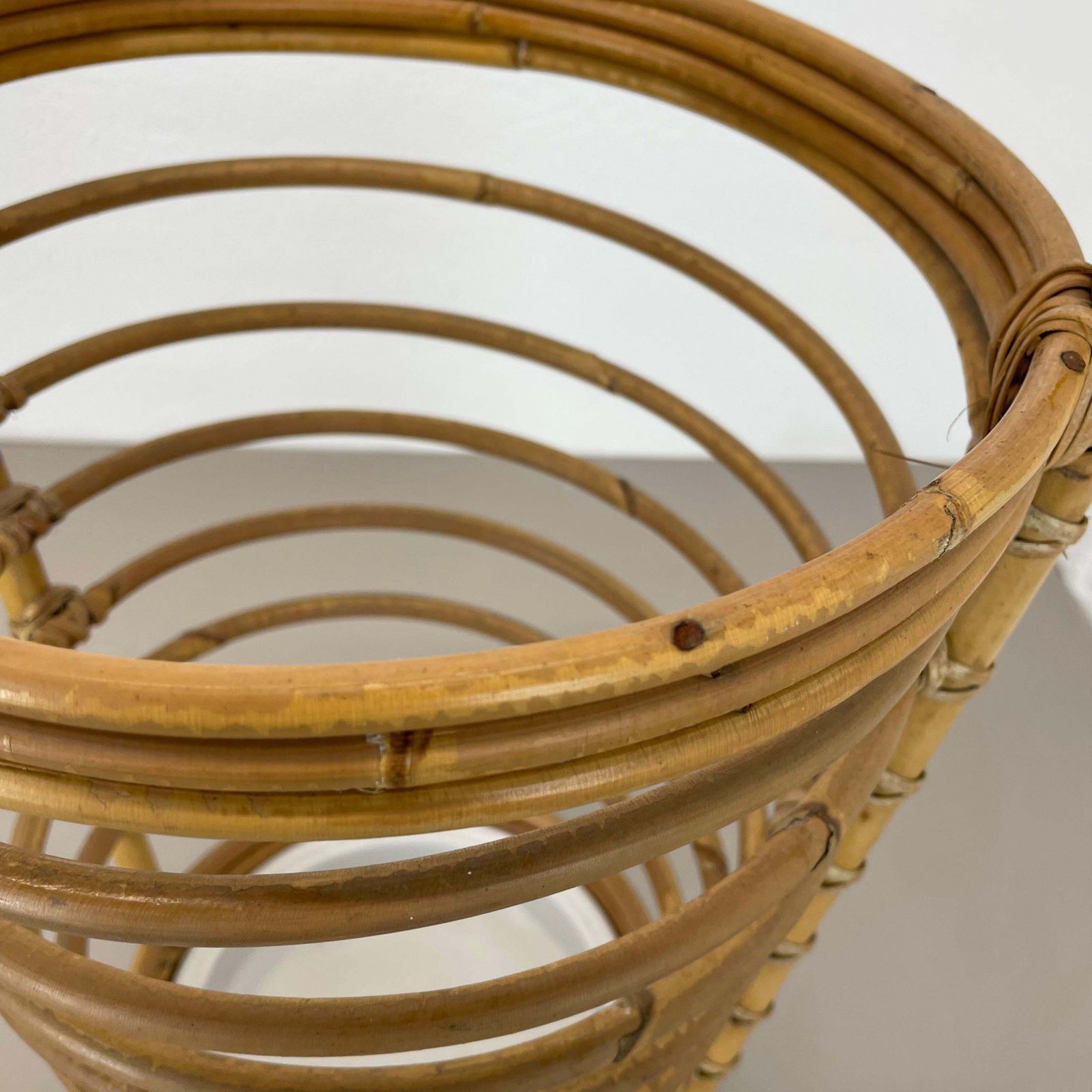 Large Looped 60cm Midcentury Rattan Bauhaus Umbrella Stand, France, 1970s photo vintage