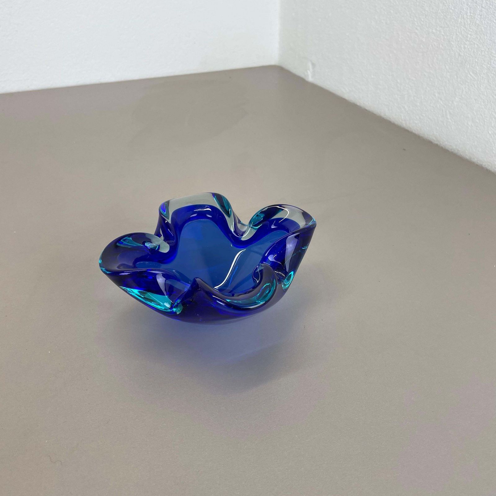 Unique Large Blue Murano Glass Multicolor Bowl Element Shell Italy, 1970 photo for sale