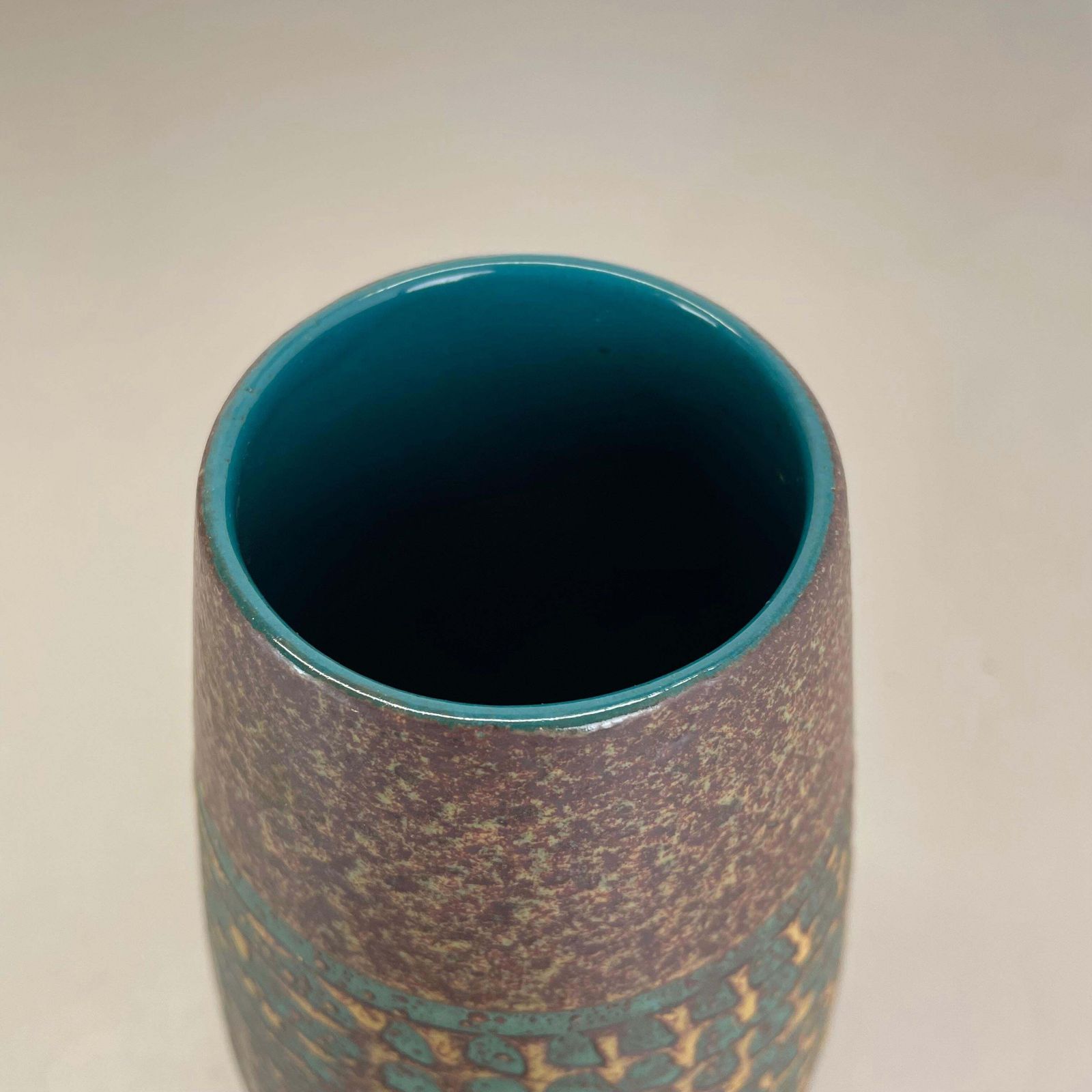 photo furniture Large 25cm Ceramic Brutalist Vase Fat Lava Carstens Tönnieshof, Germany, 1970s