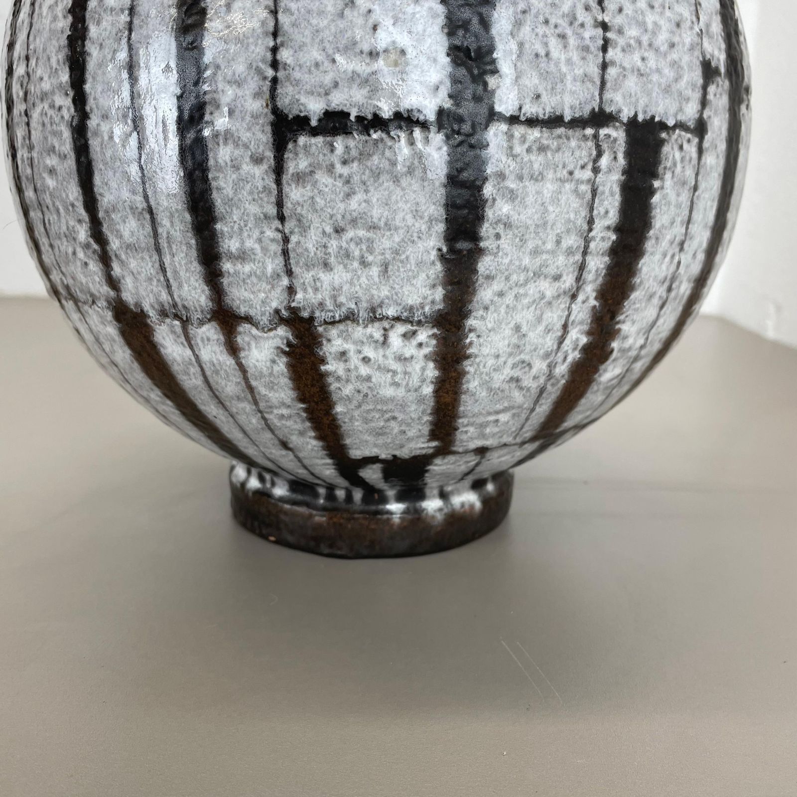 photo buy Large 30cm Ceramic Brutalist Vase Fat Lava Carstens Tönnieshof, Germany, 1970s