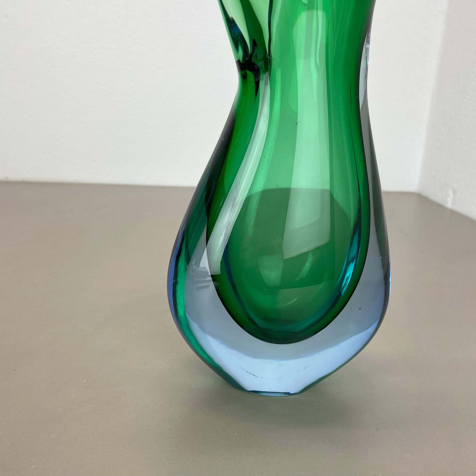 Large 31cm Green Murano Glass Sommerso Vase By Flavio Poli Attr., Italy, 1970 photo 708.0