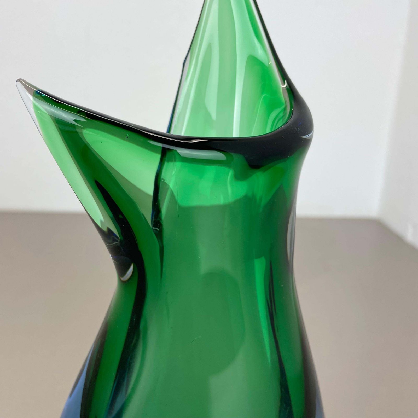 photo buy Large 31cm Green Murano Glass Sommerso Vase By Flavio Poli Attr., Italy, 1970