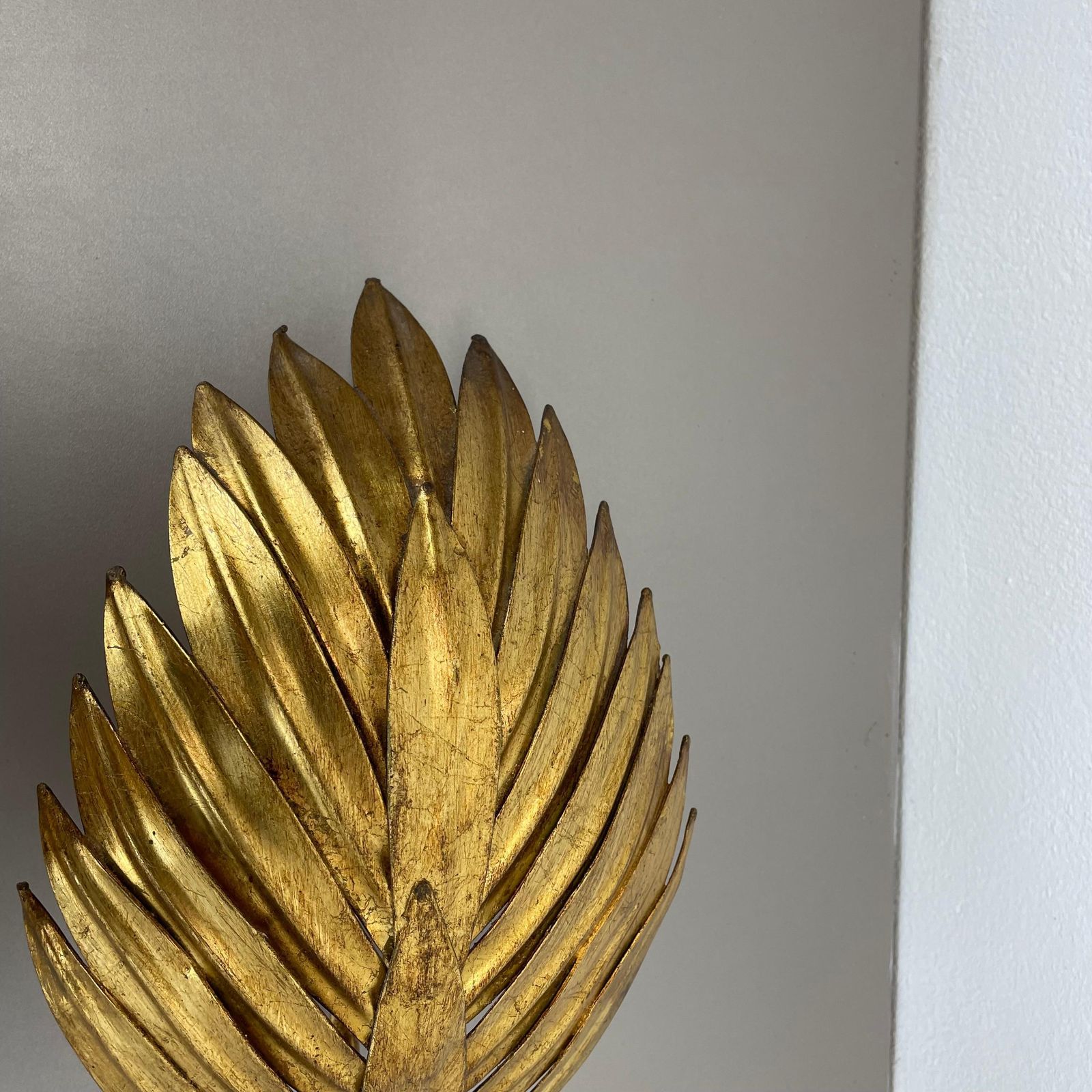 Set Of 2 Hans Kögl Style Golden Florentiner Leaf Wall Light Sconces, Italy, 1980 photo buy