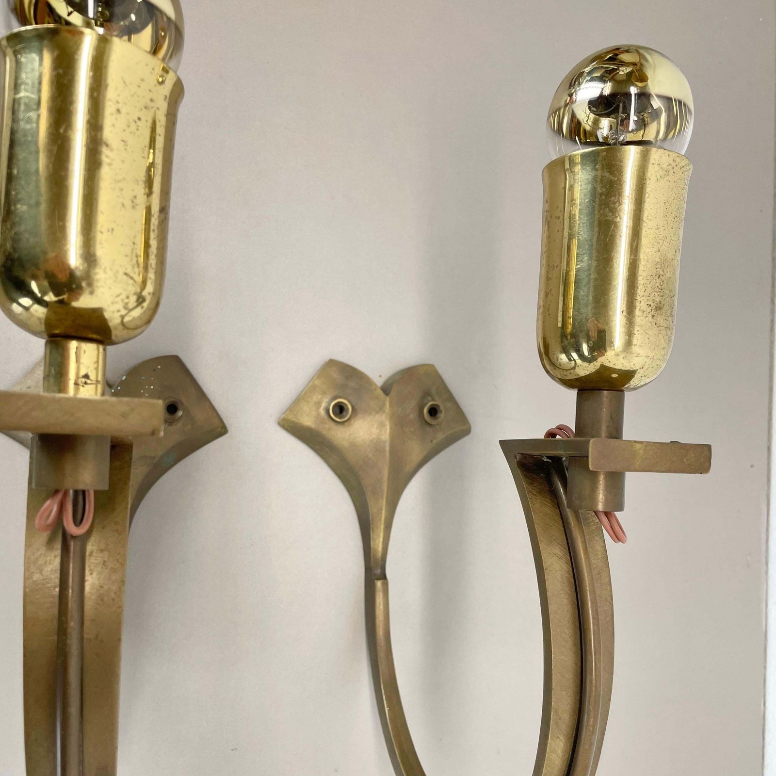 Set Of Two Large 28cm Brutalist Bronze Brass Wall Sconces, Italy 1950s photo vintage