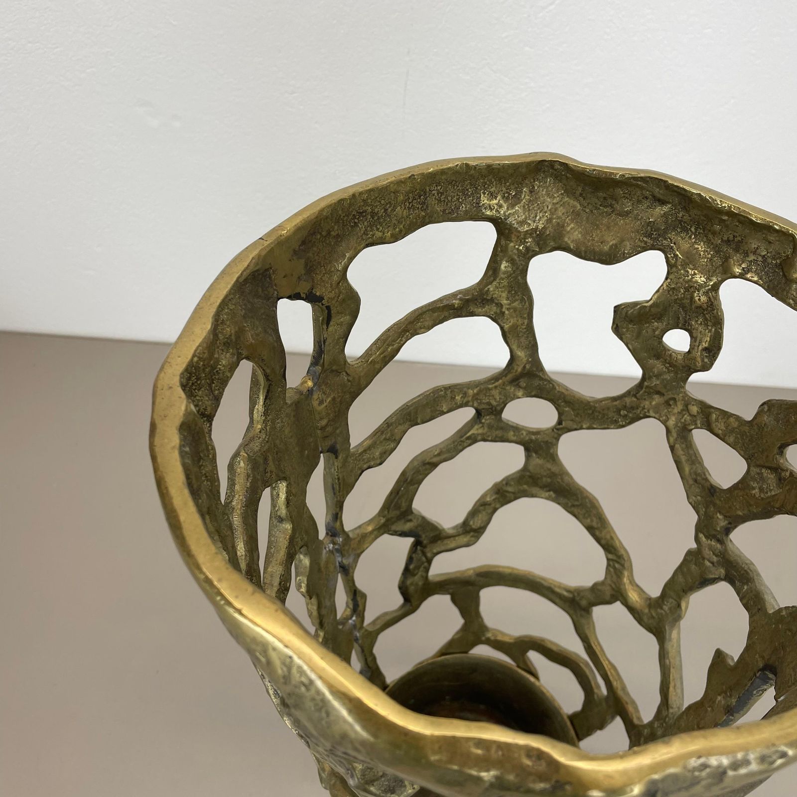 Hollywood Regency Solid 11kg Brutalist Brass Umbrella Stand, Italy, 1970s photo 1593.0