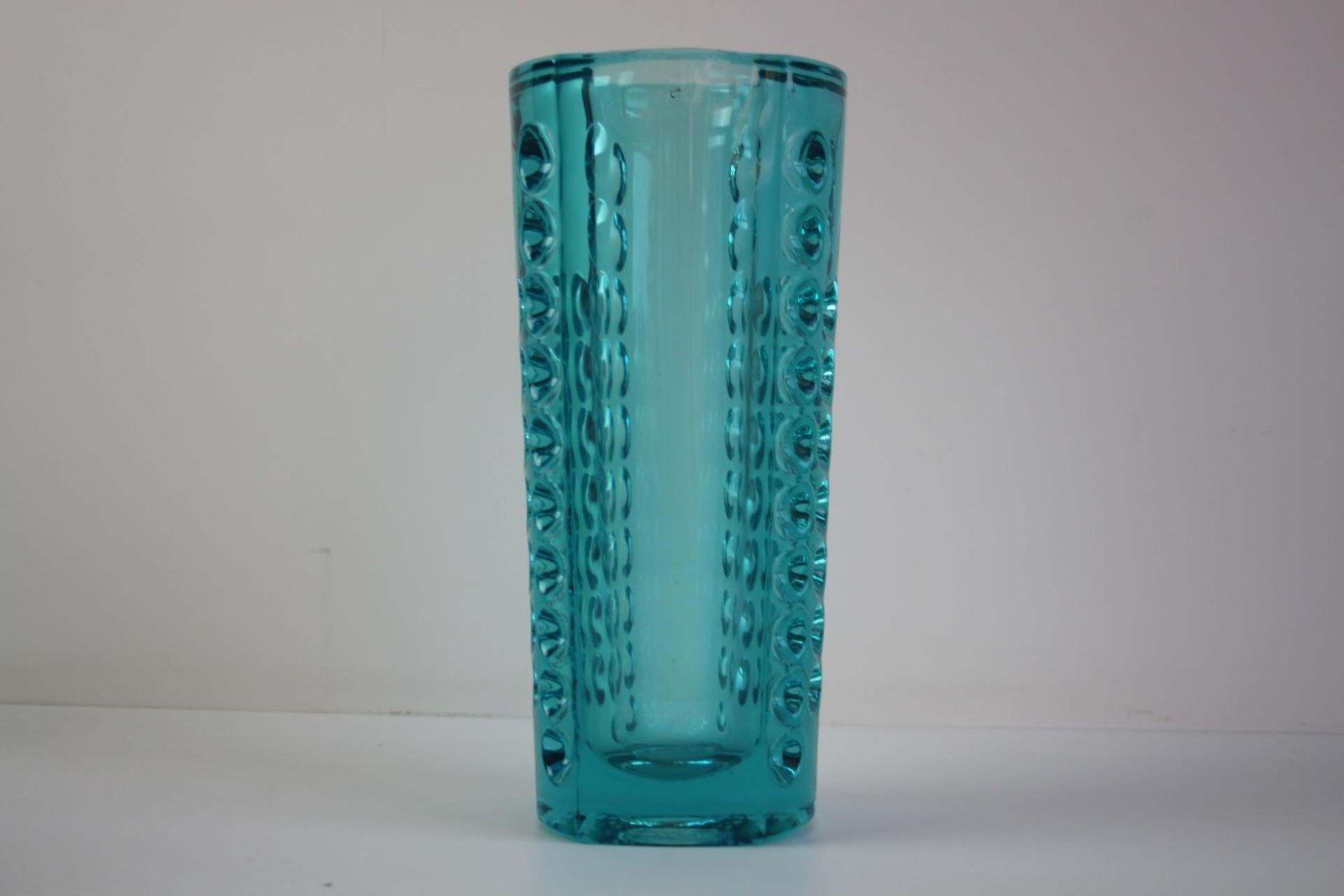 Mid Century Turquoise Geperst Glazen Vaas Van Rudolf Jurnikl, Tsjecho Slowakije, 1960 photo Woonaccessoires