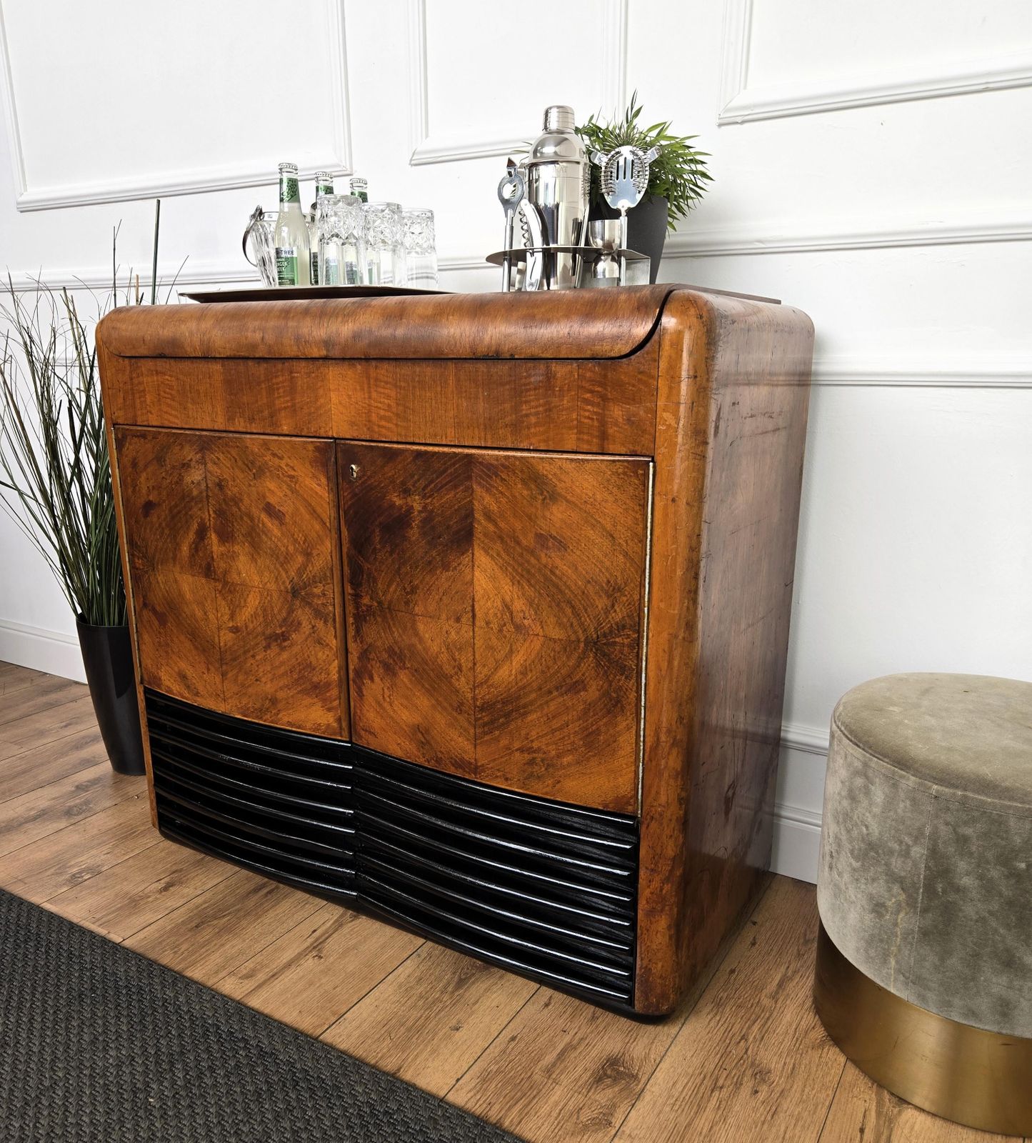 50s Art Deco Italian Radio Vynil Disc Walnut Burl Mirror Mosaic Dry Bar Cabinet photo vinterior