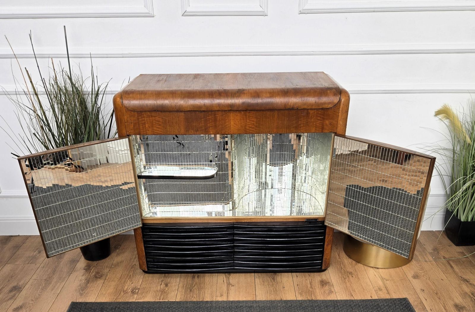 Furniture 50s Art Deco Italian Radio Vynil Disc Walnut Burl Mirror Mosaic Dry Bar Cabinet photo