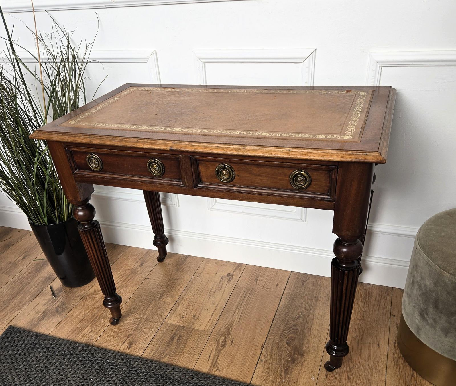 photo furniture 1960s Italian Art Deco Mid Century Walnut Brass Leather Desk Writing Table