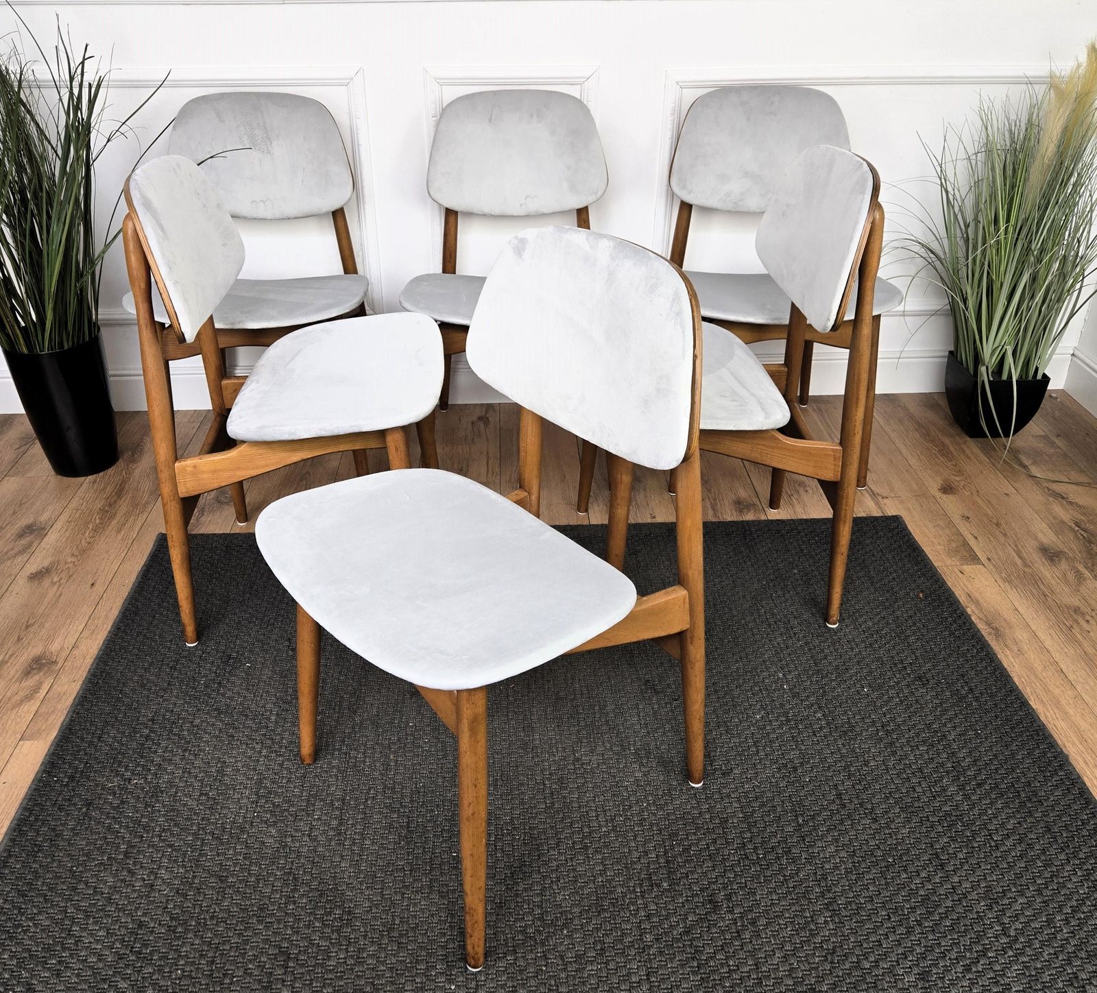 Set Of 6 Mid Century Modern Italian Walnut Wood Newly Upholstered Dining Chairs photo Furniture