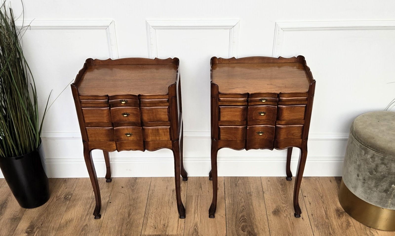 Pair Of French Night Stands Bedside Tables With Drawers And Carbriole Legs photo 1733.0