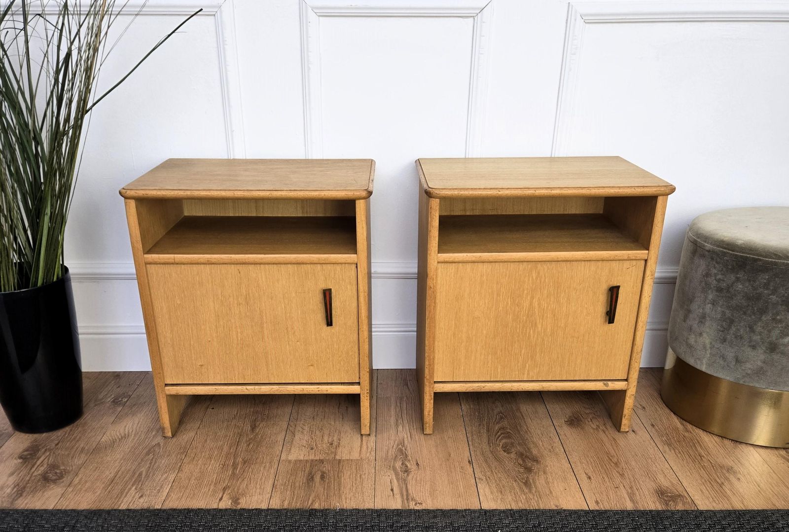 Pair Of Mid Century Modern Italian Wood Night Stands Bed Side Tables photo 1126.0