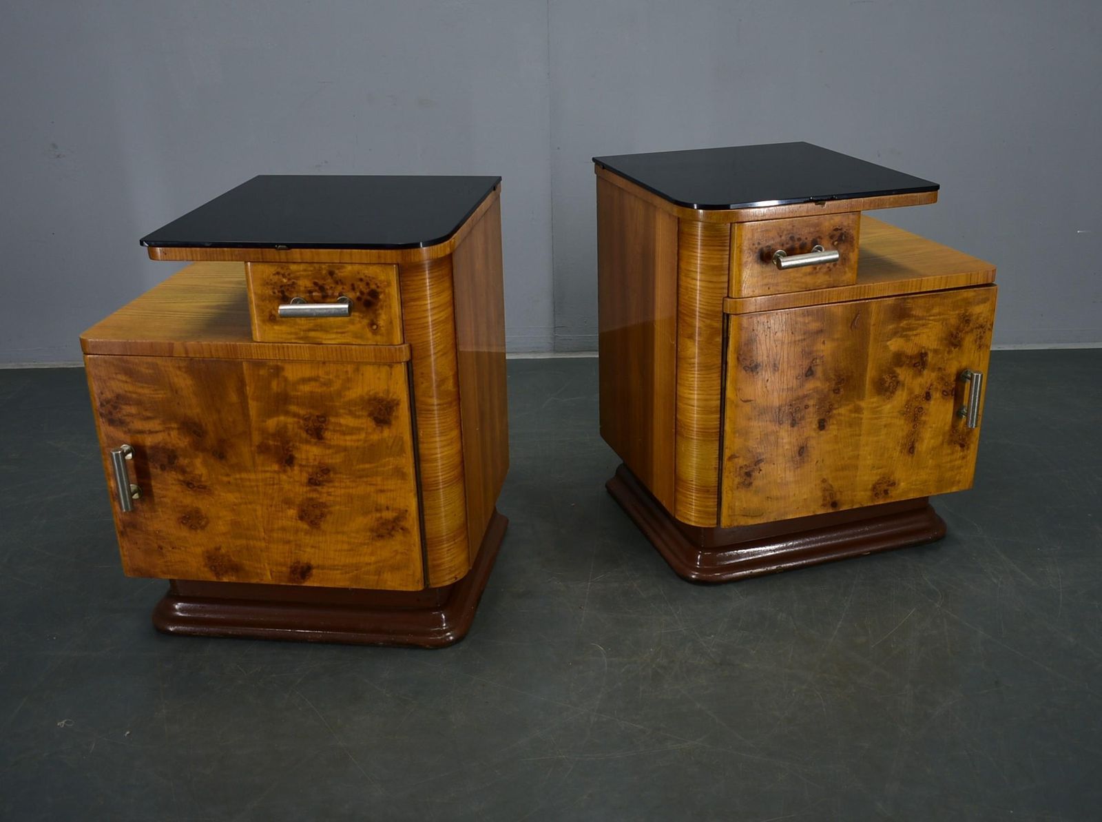 1942s Set Of Bedside Tables By Jindrich Halabala, Czechoslovakia photo furniture