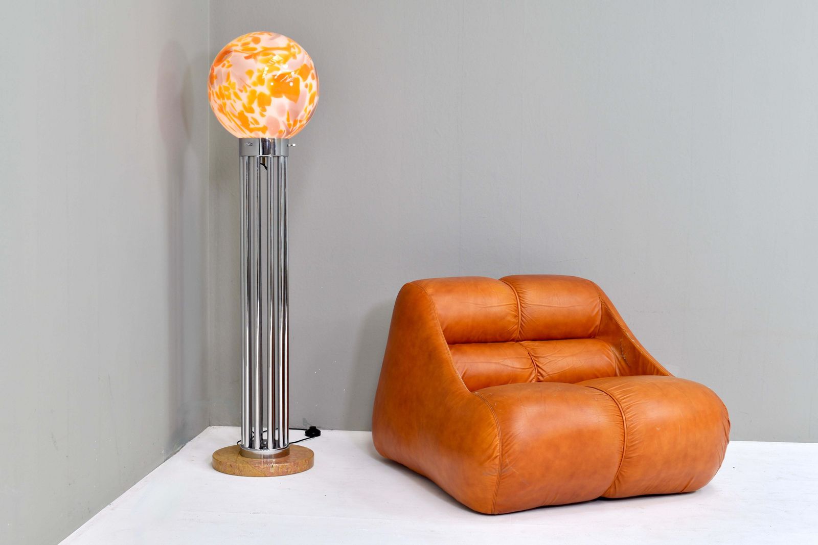Lighting Goffredo Reggiani Globe Floor Lamp In Murano Glass And Marble  – Italy, 1970s photo