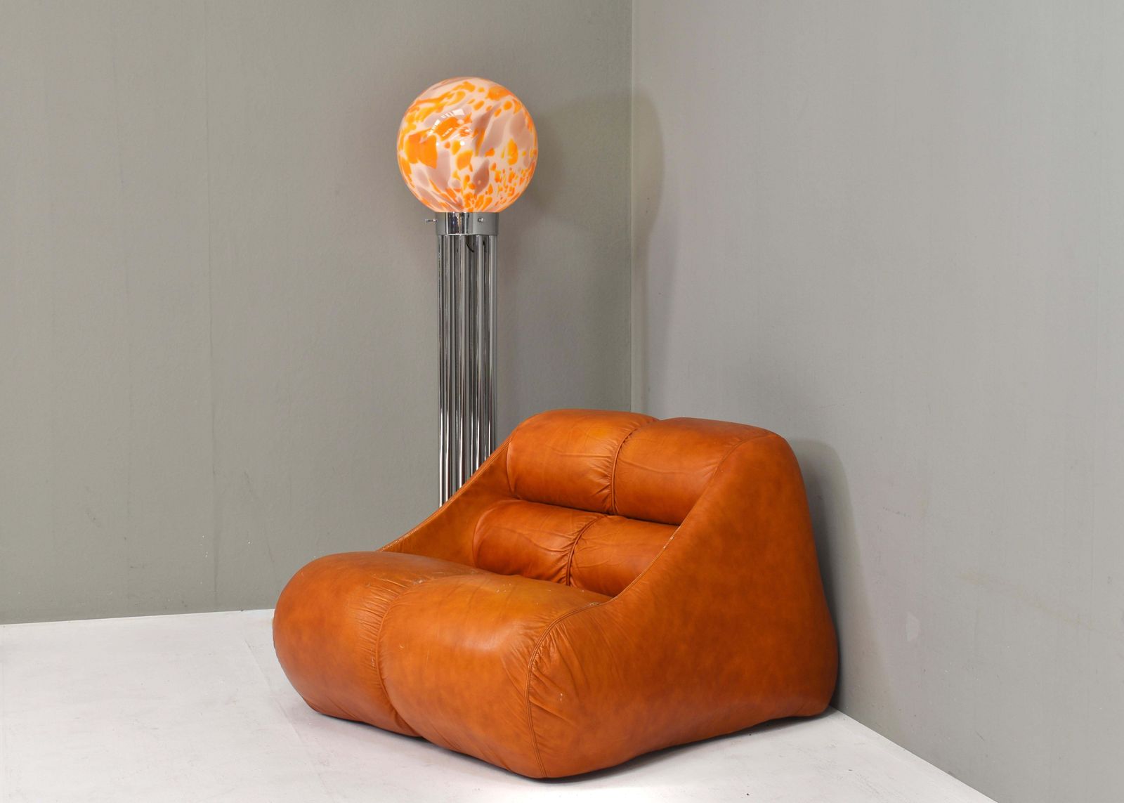 1537.0 Goffredo Reggiani Globe Floor Lamp In Murano Glass And Marble  – Italy, 1970s photo
