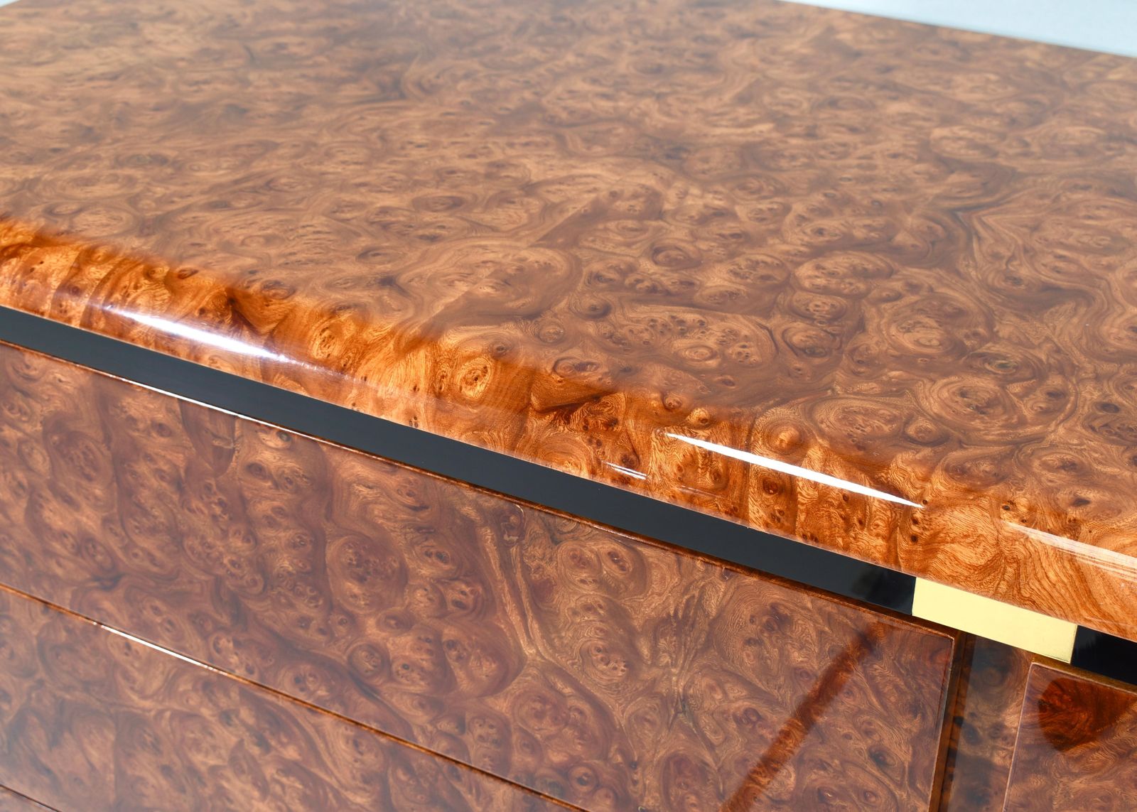 5377.0 Italian Drawer Credenza In High Gloss Burl And Brass, Italy   1970's photo