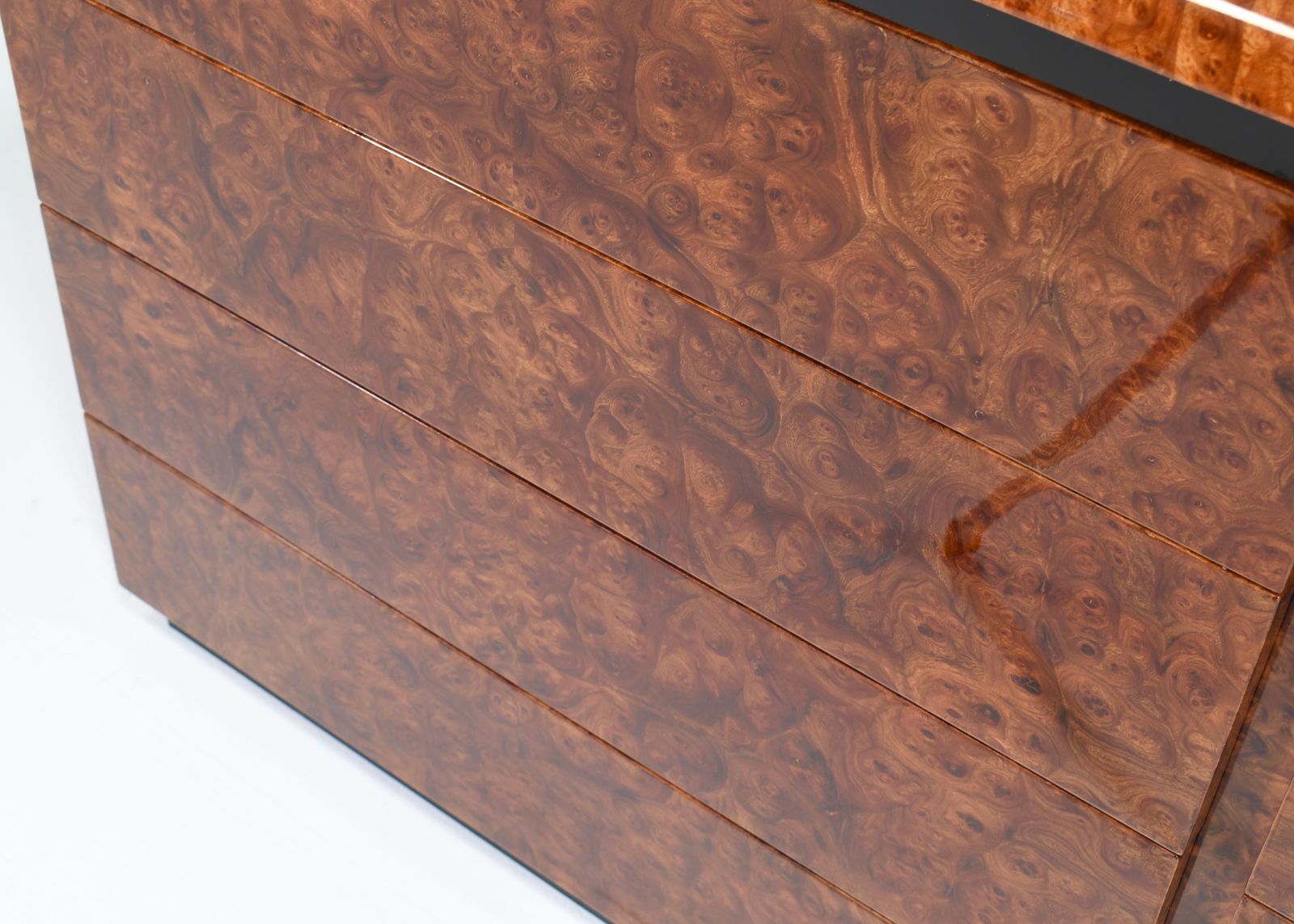 photo vinterior Italian Drawer Credenza In High Gloss Burl And Brass, Italy   1970's