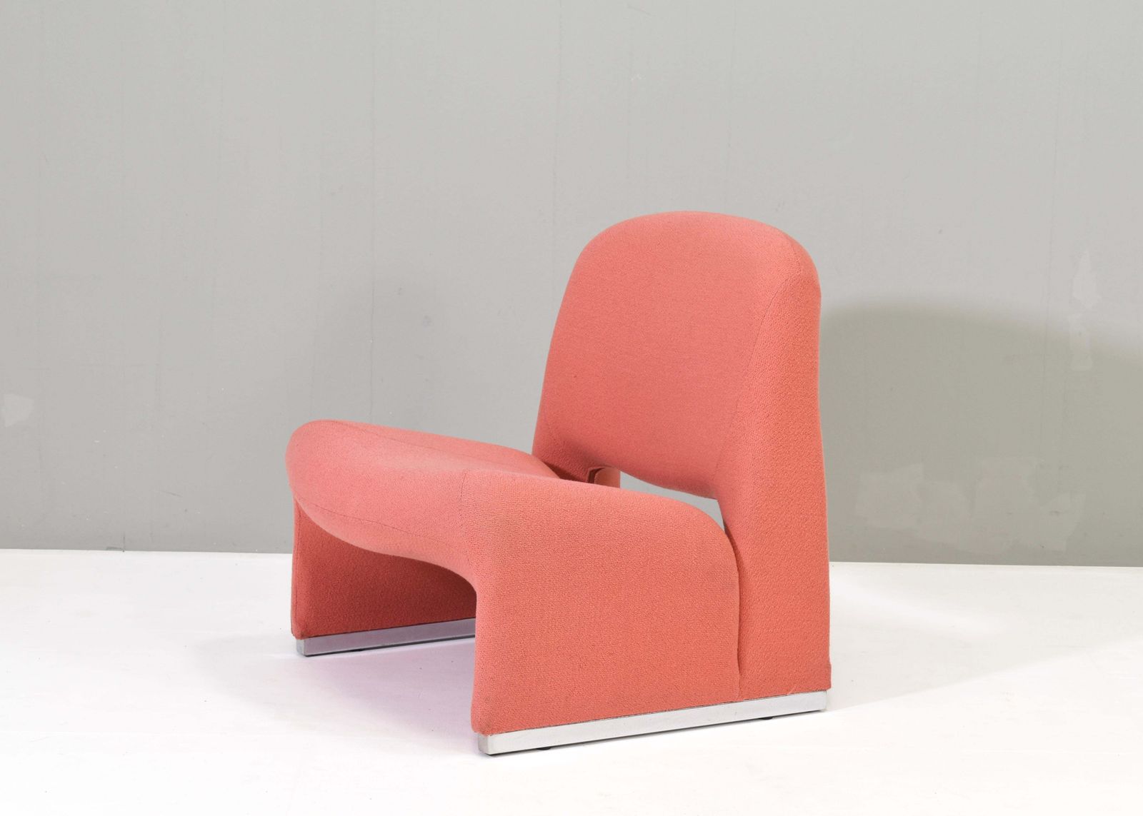 ‘Arki’ Lounge Chair By Giancarlo Piretti For Castelli, Italy – 1970 photo for sale