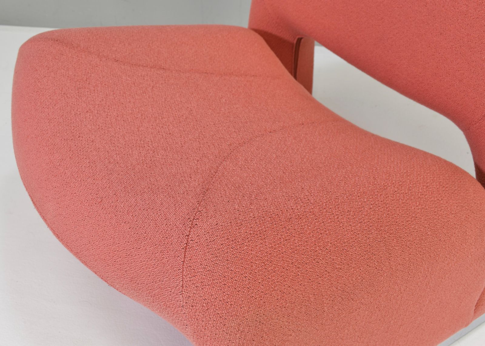 photo for sale ‘Arki’ Lounge Chair By Giancarlo Piretti For Castelli, Italy – 1970