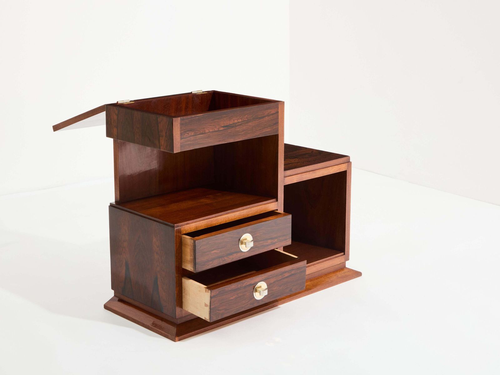 Cabinet de couture Art déco français en placage de palissandre et laiton, années 1940 photo for sale
