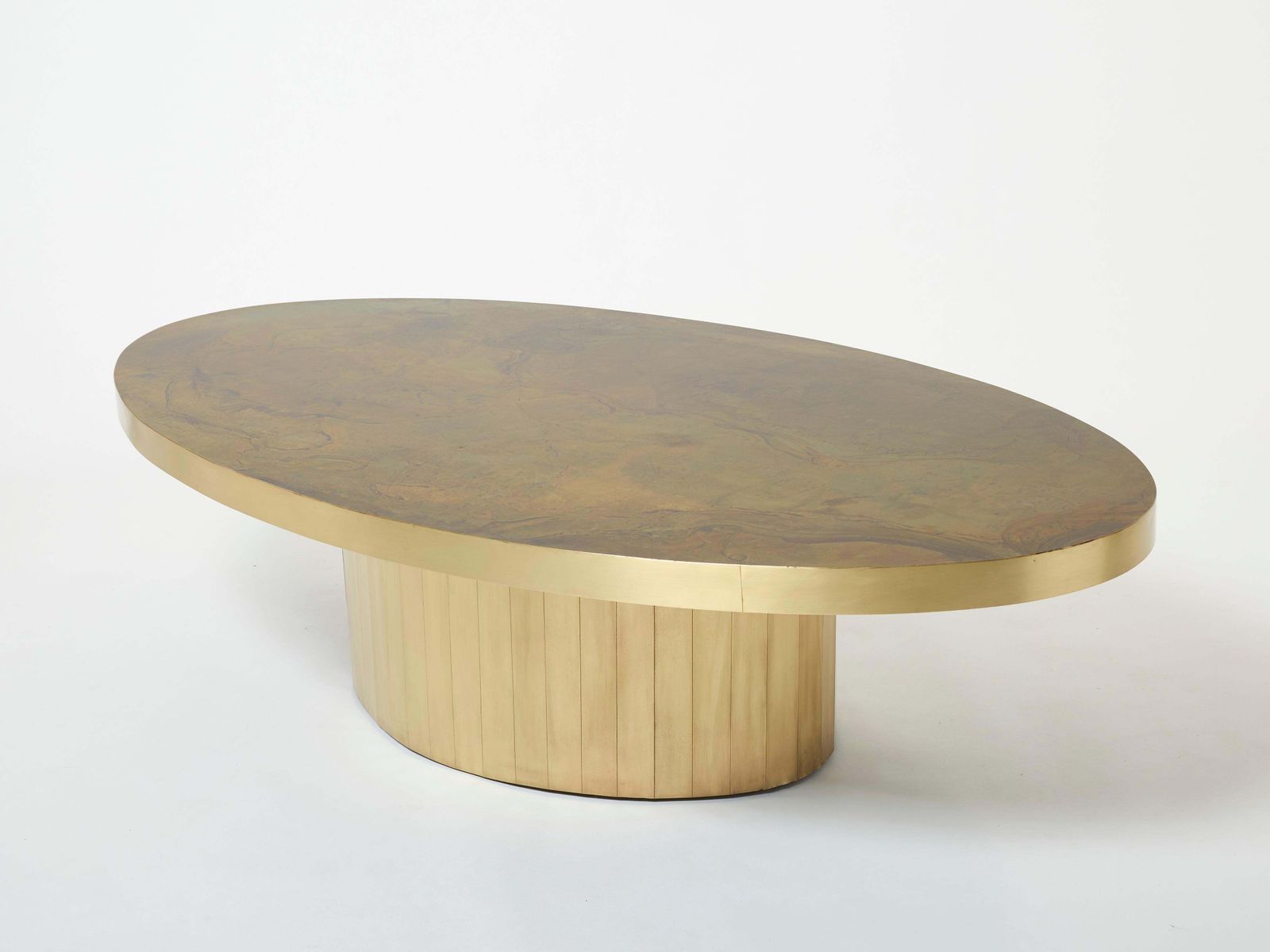 Grande table basse ovale en laiton oxydé, par Isabelle et Richard Faure, années 1970 photo 23639.0