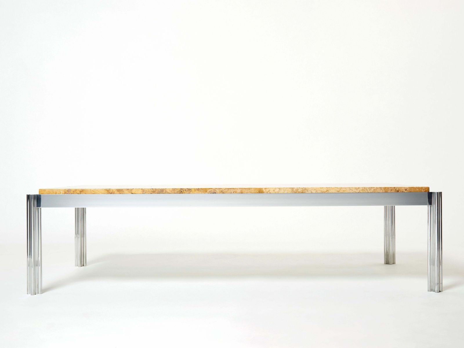Mobilier Table basse en travertin jaune, chrome et aluminium George Ciancimino, 1975 photo
