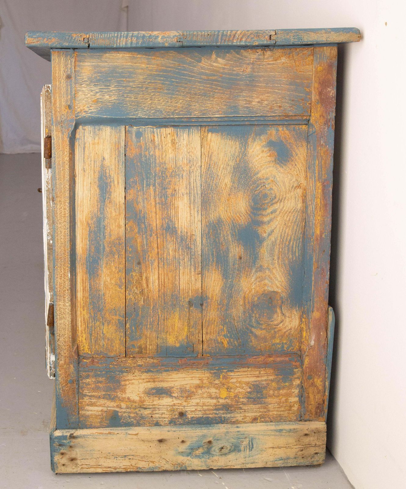 French Antique Oak & Iron Low Buffet Blue & White Patinated 18th Century photo vinterior