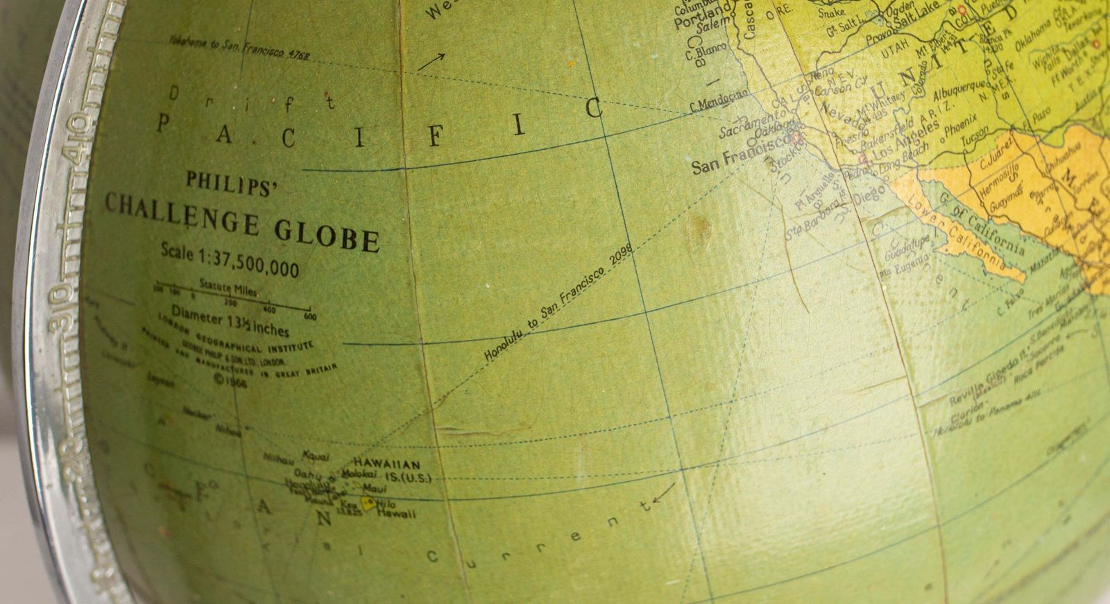 United Kingdom, Earth Globe Philips Challenge, 20th Mid Century 1966 photo vintage